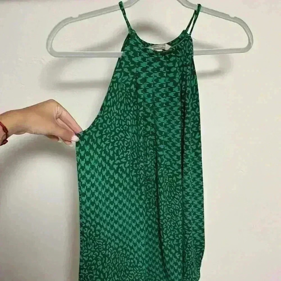 Banana Republic Tank - Picture 2 of 2